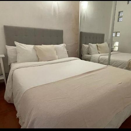 Sleepers Apto Nico L'Hospitalet de Llobregat Eksteriør billede