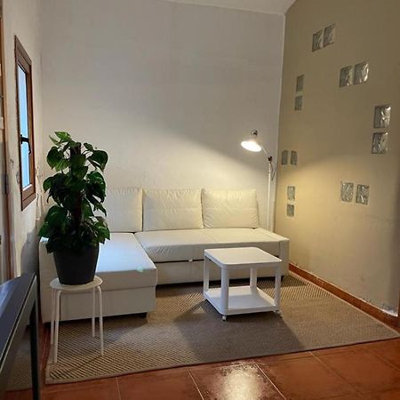 Sleepers Apto Nico L'Hospitalet de Llobregat Eksteriør billede